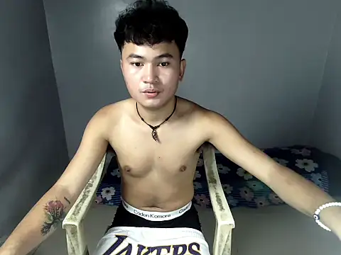 Onlyloverhugedan online show from March 2026 12:00:01 PM