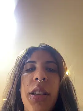 Snapshot of VioletaHills_ chatting on April 2026 12:40:02 PM VioletaHills online show from April 2026 12:40:02 PM