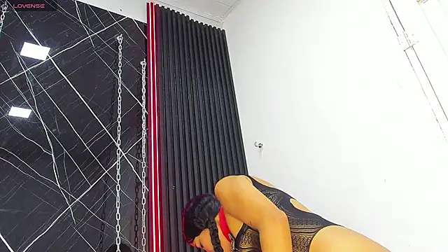 Snapshot of Megan_Duskk chatting on April 2026 03:09:02 PM Megan Duskk online show from April 2026 03:09:02 PM