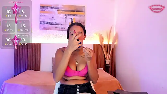 Tiana Glow2 online show from July 2026 10:29:02 PM