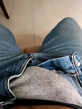 Davidort23 online show from April 2026 06:19:02 PM