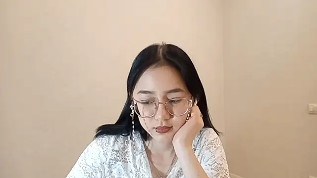 SolvedGlobe online show from April 2026 07:58:02 PM