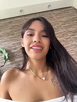 Mia-villalobos online show from June 2026 02:22:01 PM