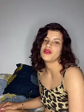 MommySexxy23 online show from May 2026 07:08:01 PM