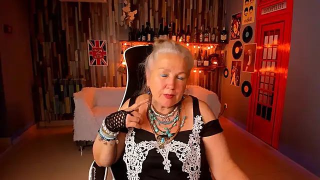 LilaMaharani online show from June 2026 01:58:02 PM