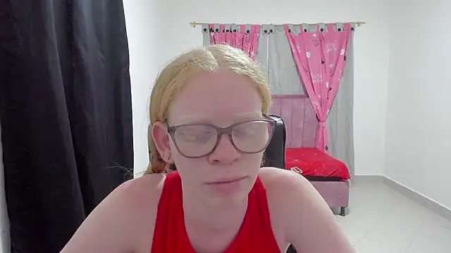 Snapshot of Albingirl chatting on March 2026 09:54:02 PM Albingirl online show from March 2026 09:54:02 PM