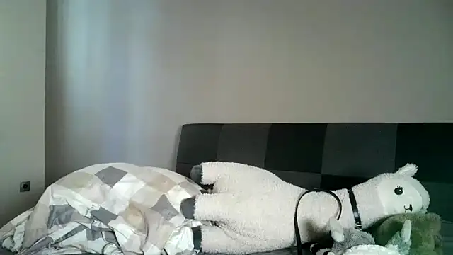 itsmemayarose online show from April 2026 12:30:01 PM