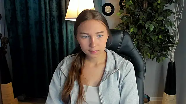 OliviaLang online show from May 2026 10:55:01 AM