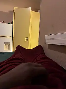 Snapshot of simens76 chatting on April 2026 09:56:02 PM simens76 online show from April 2026 09:56:02 PM