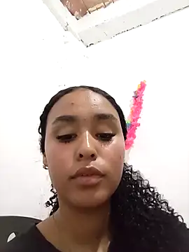 kiaria Glow online show from March 2026 06:37:01 PM