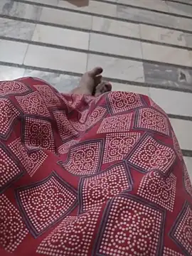 Snapshot of Tamillaxmi12 chatting on March 2026 01:02:01 AM Tamillaxmi12 online show from March 2026 01:02:01 AM