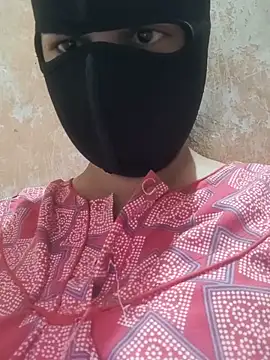 Snapshot of Tamillaxmi12 chatting on March 2026 12:49:02 AM Tamillaxmi12 online show from March 2026 12:49:02 AM