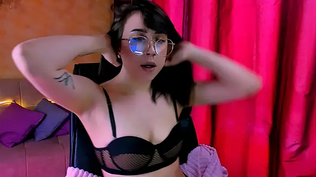 Snapshot of MaryTeaseX chatting on March 2026 07:15:01 AM MaryTeaseX online show from March 2026 07:15:01 AM