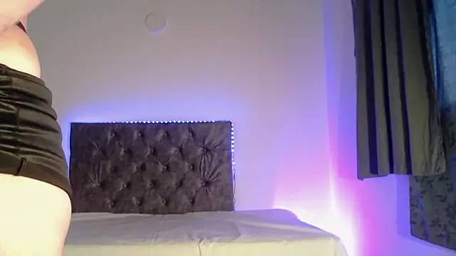 sweetsea  online show from April 2026 11:30:02 AM