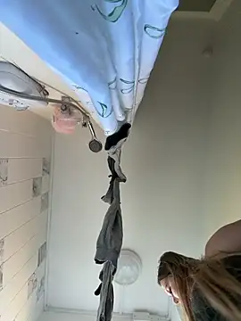 BeeMay22 online show from April 2026 08:02:02 AM