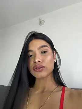 Snapshot of Bella_Smithe chatting on May 2026 02:36:02 PM Bella Smithe online show from May 2026 02:36:02 PM