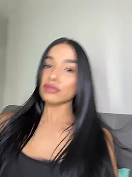 Snapshot of Bella_Smithe chatting on May 2026 09:33:01 PM Bella Smithe online show from May 2026 09:33:01 PM