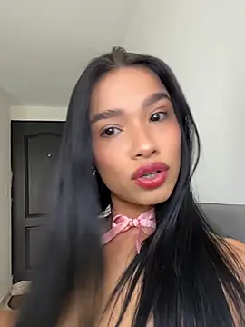 Snapshot of Bella_Smithe chatting on June 2026 04:13:02 PM Bella Smithe online show from June 2026 04:13:02 PM