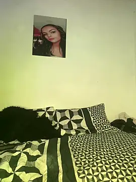 hot-valery online show from March 2026 02:55:02 AM