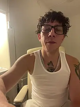 Snapshot of TitanNoir chatting on March 2026 08:59:01 PM TitanNoir online show from March 2026 08:59:01 PM