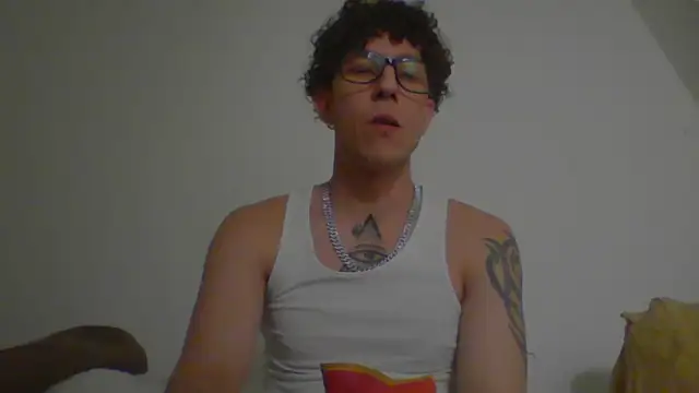 Snapshot of TitanNoir chatting on March 2026 01:46:02 AM TitanNoir online show from March 2026 01:46:02 AM