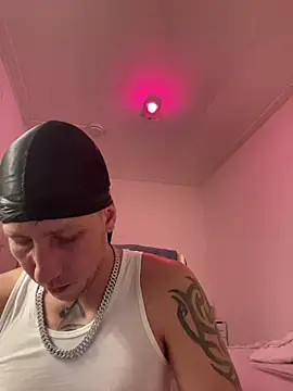 Snapshot of TitanNoir chatting on March 2026 07:48:01 PM TitanNoir online show from March 2026 07:48:01 PM