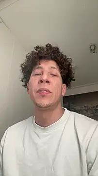 Snapshot of TitanNoir chatting on April 2026 06:30:02 AM TitanNoir online show from April 2026 06:30:02 AM