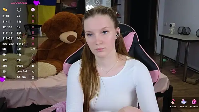 Mary Blu online show from March 2026 08:15:02 PM