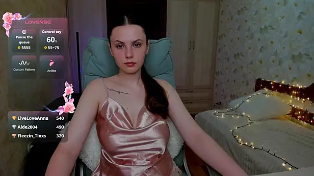 LoraTempt online show from May 2026 06:24:02 PM