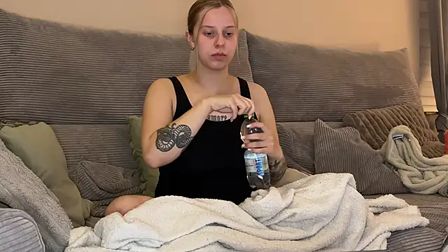 SecretLnkd online show from April 2026 07:59:01 PM