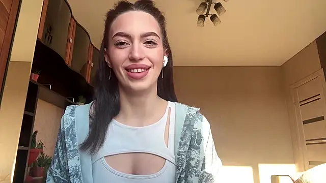 AmyReeves online show from March 2026 01:17:01 PM