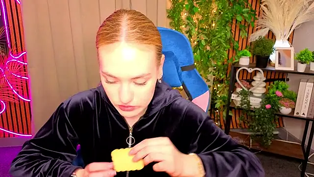 JenniferCamprell online show from April 2026 04:26:01 PM