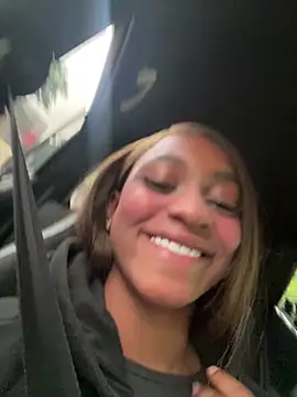 LiaTrainor online show from March 2026 12:30:01 PM