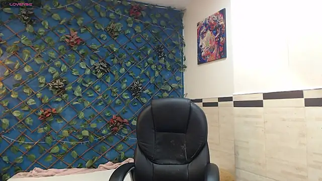 Roccoallegeri online show from March 2026 07:30:02 PM