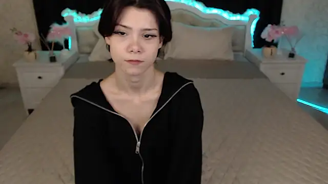 Snapshot of llittle-peachh chatting on March 2026 05:42:01 PM llittle-peachh online show from March 2026 05:42:01 PM