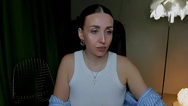 Snapshot of MonicaRiley chatting on March 2026 04:12:02 PM MonicaRiley online show from March 2026 04:12:02 PM