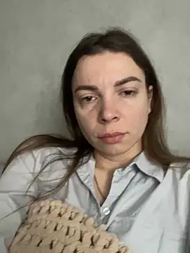 Luna2547 online show from March 2026 05:33:02 AM