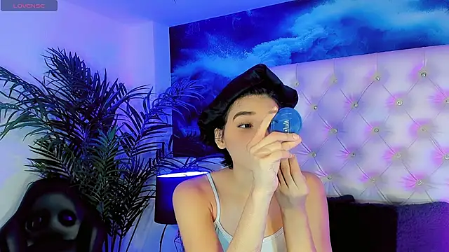 Snapshot of Valentiina_Foxx chatting on July 2026 09:58:02 AM Valentiina Foxx online show from July 2026 09:58:02 AM