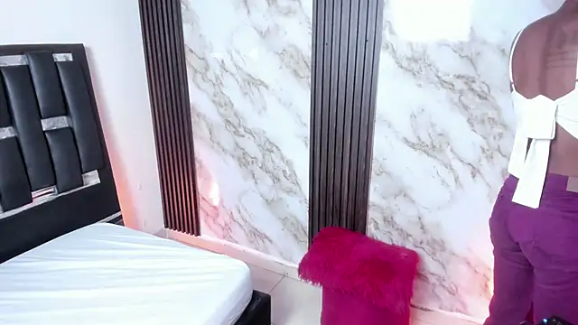 Nina vegas online show from June 2026 02:19:01 PM