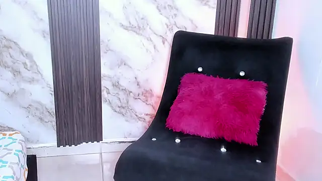 Nina vegas online show from June 2026 02:33:01 PM
