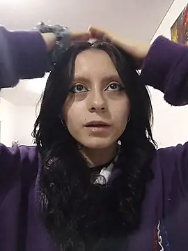 Naomimolie online show from March 2026 11:38:01 AM