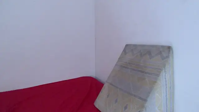 Scarlett Cherry  online show from April 2026 06:01:02 PM