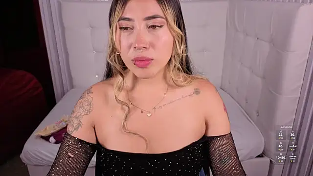 ManuelaVeeleez online show from May 2026 04:30:01 AM