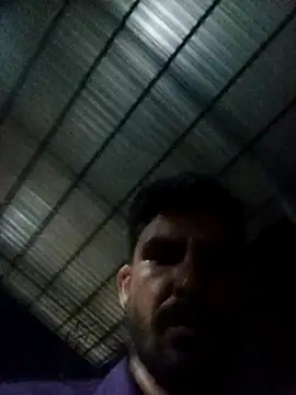 Snapshot of Roberto_stankovisch chatting on March 2026 12:28:01 AM Roberto stankovisch online show from March 2026 12:28:01 AM