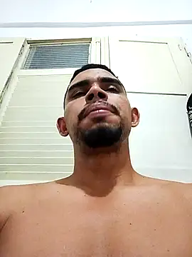 Snapshot of hugoafricano chatting on March 2026 01:24:01 AM hugoafricano online show from March 2026 01:24:01 AM