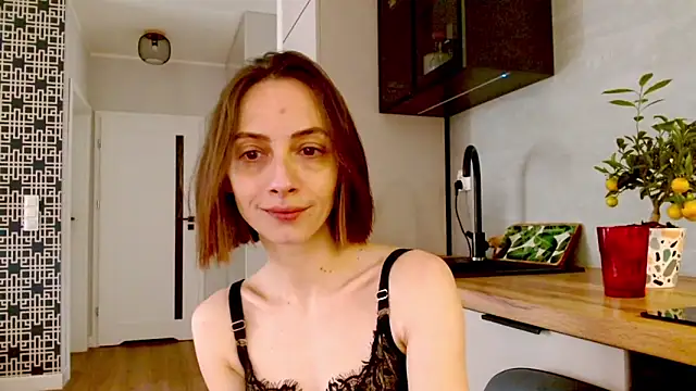 Snapshot of misssweet chatting on May 2026 03:18:01 PM misssweet online show from May 2026 03:18:01 PM
