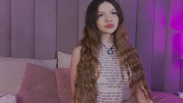 MelanieSutton online show from May 2026 03:35:02 AM