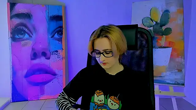 Snapshot of LixeLuna chatting on March 2026 09:37:02 AM LixeLuna online show from March 2026 09:37:02 AM