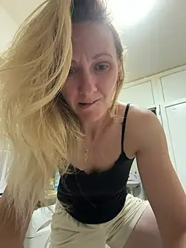 Secret Ladyx online show from June 2026 07:37:01 PM