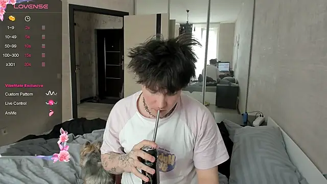 MIya Chinen online show from April 2026 12:55:02 PM